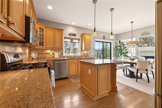 1293 Thistleberry Lane, Penfield, NY 14580