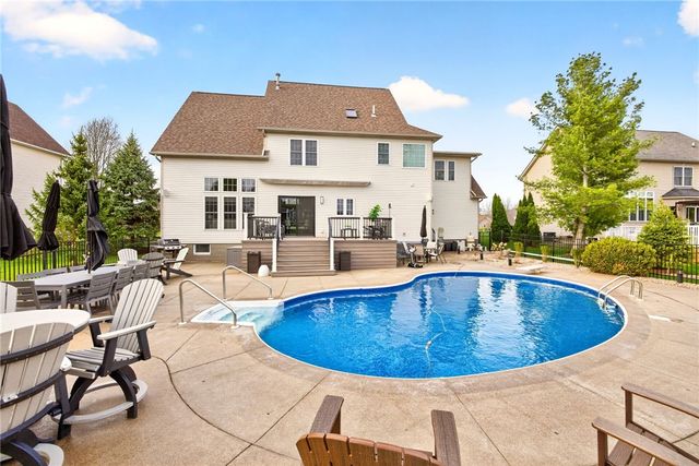 1293 Thistleberry Lane, Penfield, NY 14580