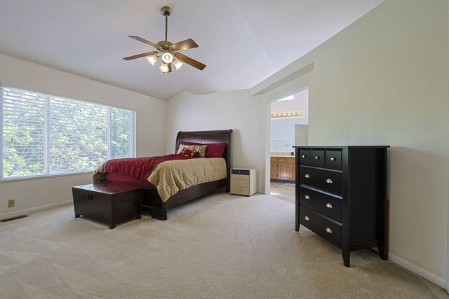 2189 Treetop Lane, Hebron, KY 41048