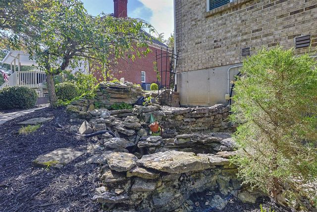 2189 Treetop Lane, Hebron, KY 41048