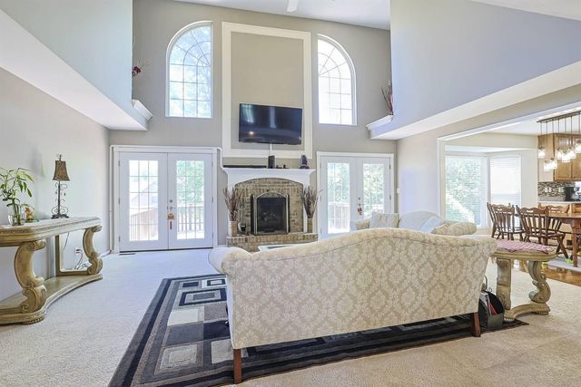 2189 Treetop Lane, Hebron, KY 41048