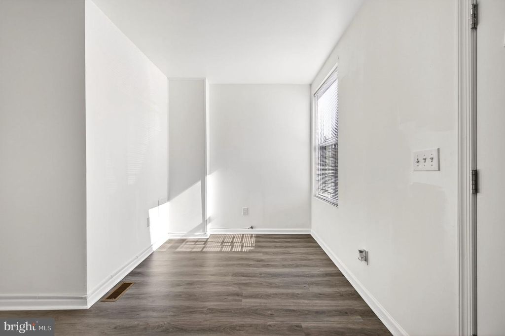 Image 2 of property listing at 480 S BENTALOU ST S, Baltimore, MD 21223