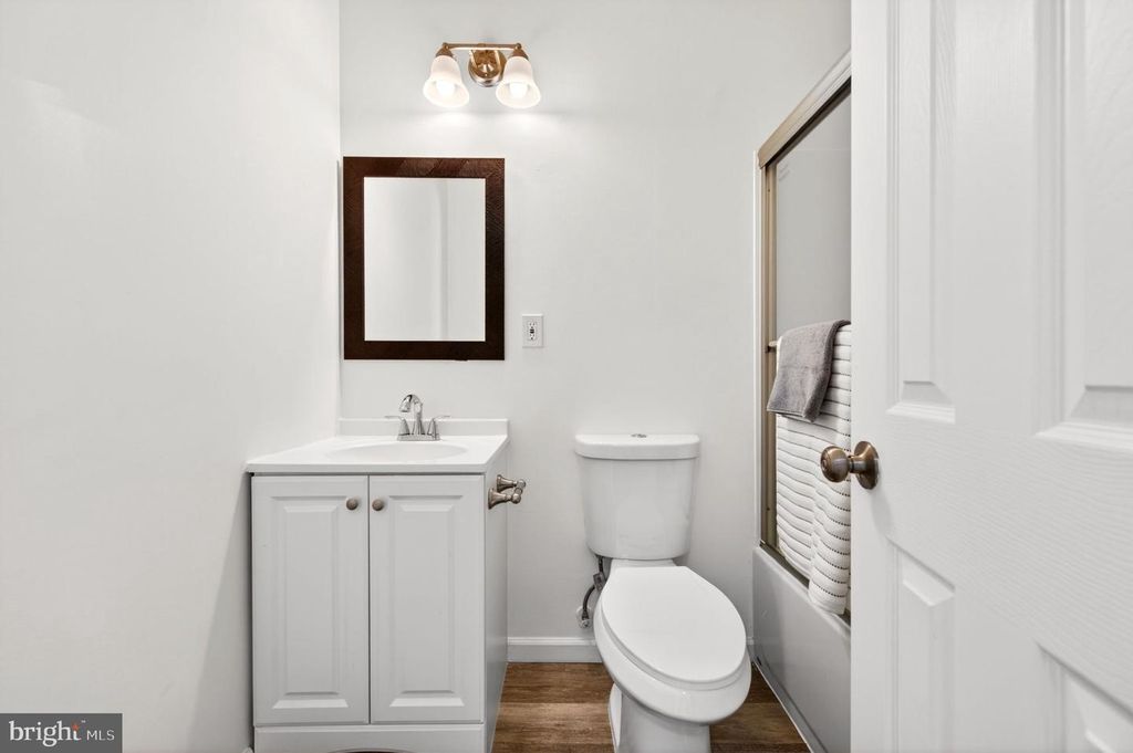 Image 17 of property listing at 480 S BENTALOU ST S, Baltimore, MD 21223