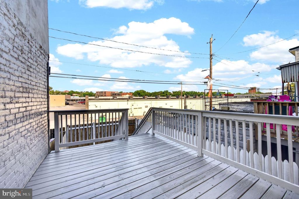 Image 19 of property listing at 480 S BENTALOU ST S, Baltimore, MD 21223