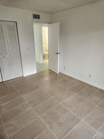 600 Village Green Court 108, Palm Springs, FL 33461