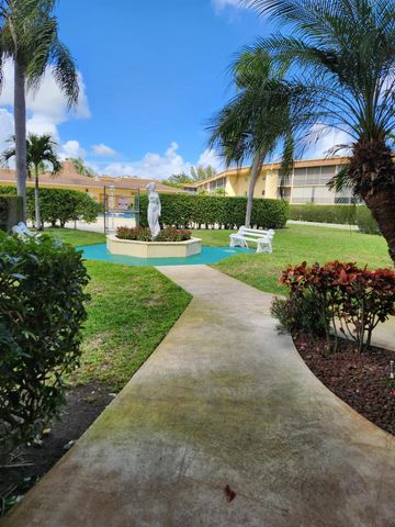 600 Village Green Court 108, Palm Springs, FL 33461