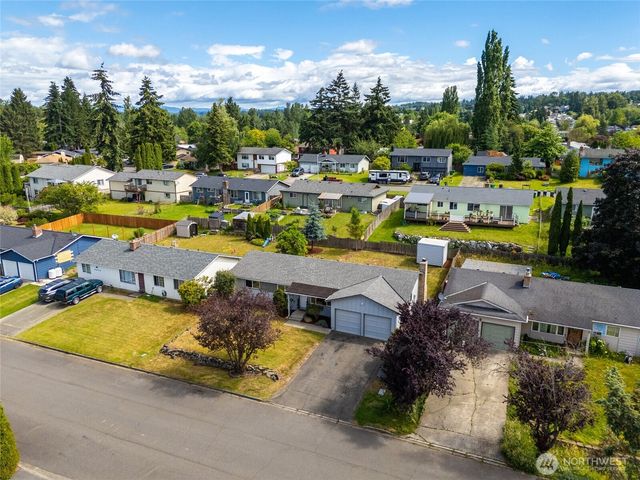 5627 60th Drive NE, Marysville, WA 98270