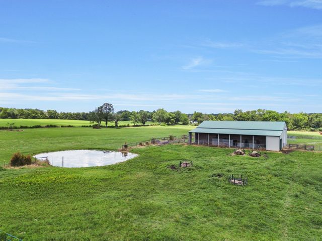 2620 Highway 48, S, Dickson, TN 37055