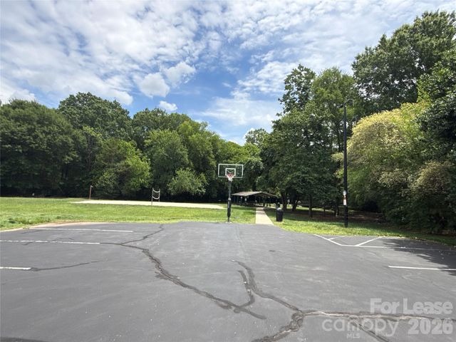 13500 Stephendale Drive, Charlotte, NC 28273