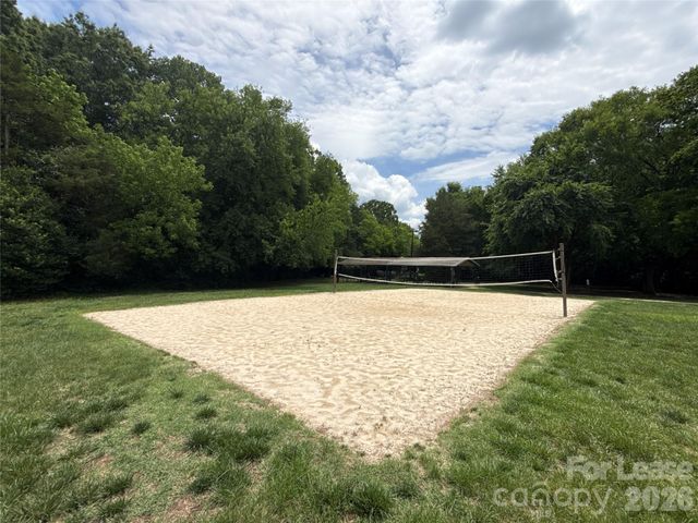 13500 Stephendale Drive, Charlotte, NC 28273