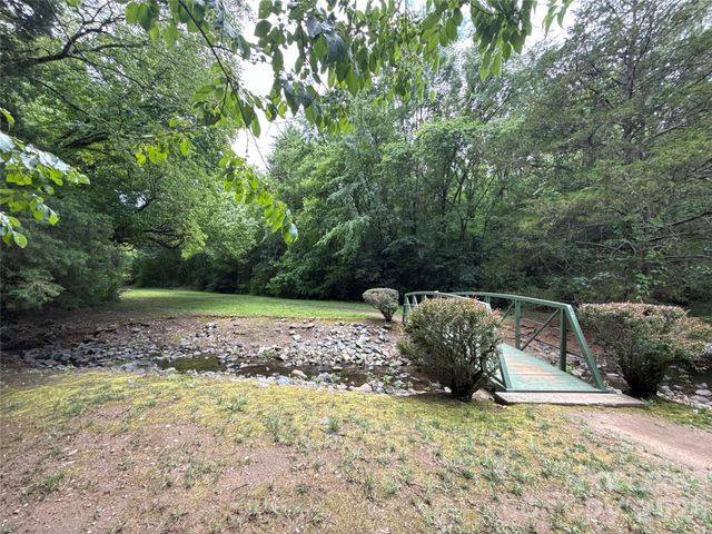 13500 Stephendale Drive, Charlotte, NC 28273