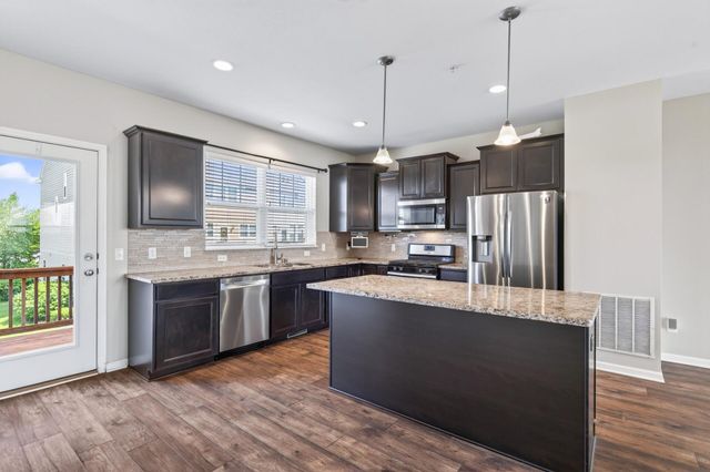 15474 Eames Way, Apple Valley, MN 55124