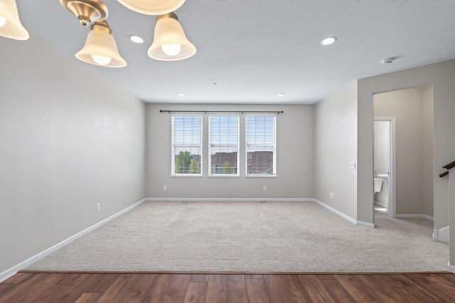 15474 Eames Way, Apple Valley, MN 55124