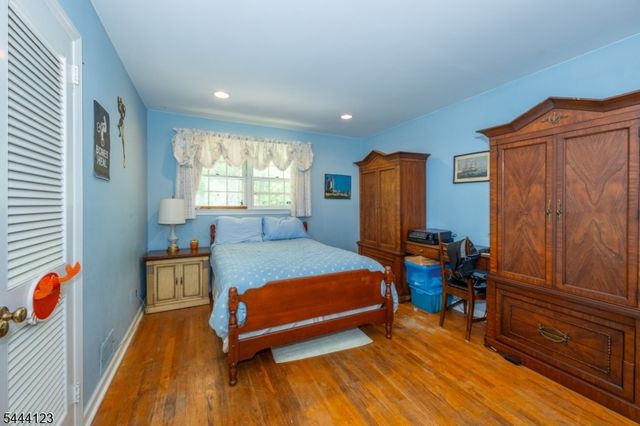 5 Brookwood Dr, West Caldwell Twp., NJ 07006