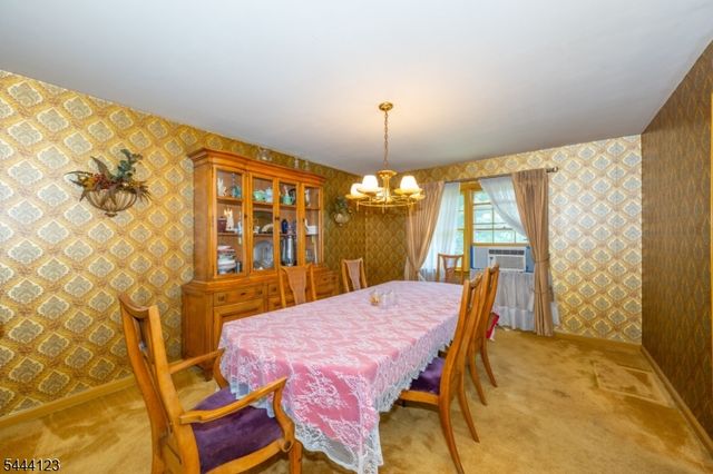 5 Brookwood Dr, West Caldwell Twp., NJ 07006