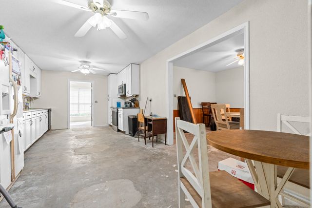 2437 State Highway 22, Whitney, TX 76692