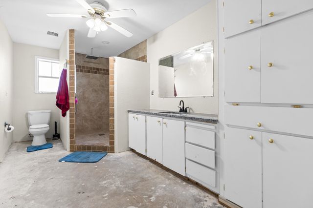 2437 State Highway 22, Whitney, TX 76692