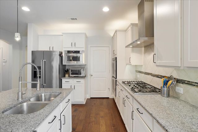 8604 Lupton Drive, Mckinney, TX 75070