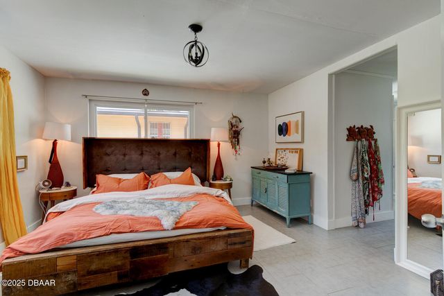 357 S Seneca Boulevard, Daytona Beach, FL 32114