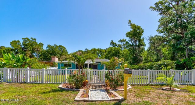 357 S Seneca Boulevard, Daytona Beach, FL 32114