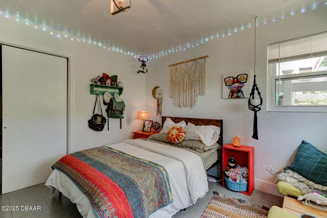 357 S Seneca Boulevard, Daytona Beach, FL 32114