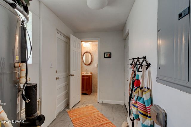 357 S Seneca Boulevard, Daytona Beach, FL 32114