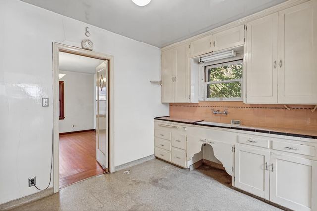 2771 18th St, Sacramento, CA 95818