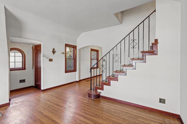 2771 18th St, Sacramento, CA 95818
