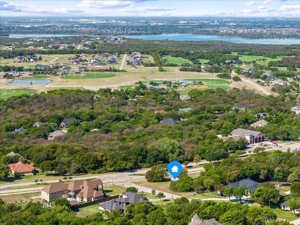 2431 Diamond Point Drive, Cedar Hill, TX 75104 — photo 2