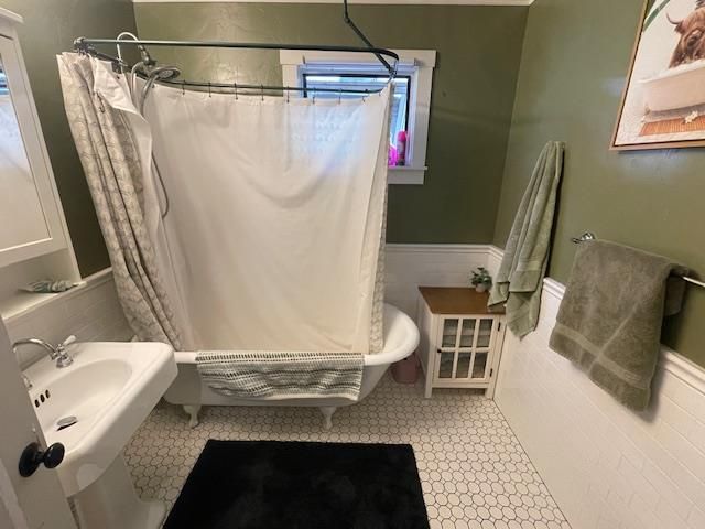 895 Monterey Street, Hollister, CA 95023