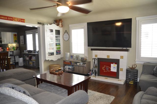 895 Monterey Street, Hollister, CA 95023