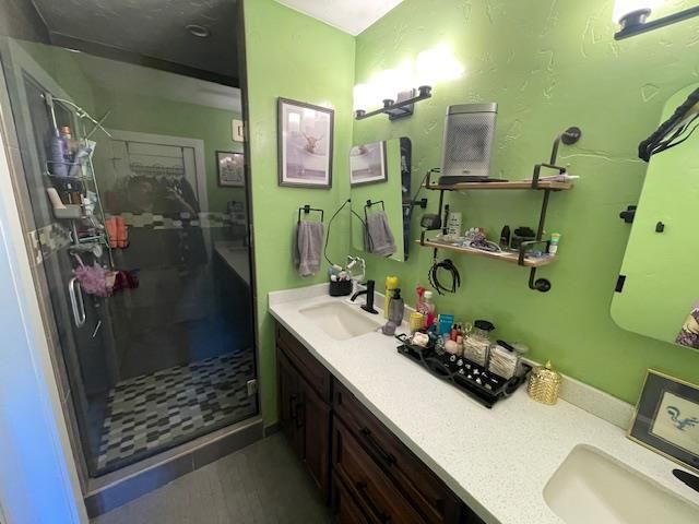 895 Monterey Street, Hollister, CA 95023