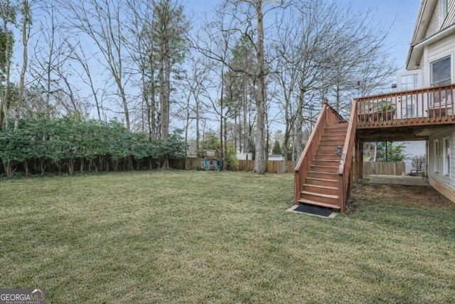 932 Huntsman Trace, Lawrenceville, GA 30045