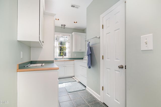 3835 Sweeten Creek Road, Chapel Hill, NC 27514