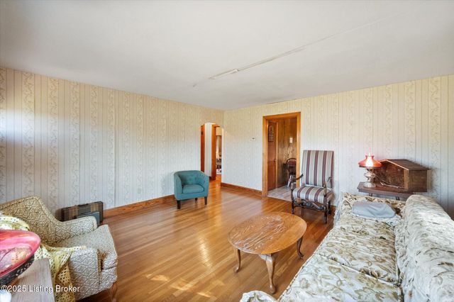 464 Batts Ln, Campbellsburg, KY 40011