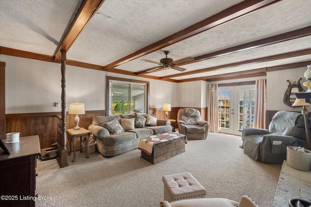 464 Batts Ln, Campbellsburg, KY 40011