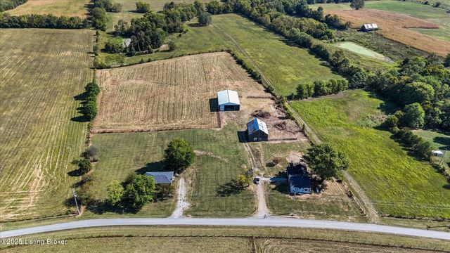 464 Batts Ln, Campbellsburg, KY 40011