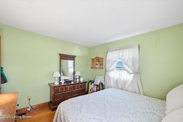 464 Batts Ln, Campbellsburg, KY 40011