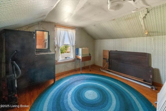 464 Batts Ln, Campbellsburg, KY 40011