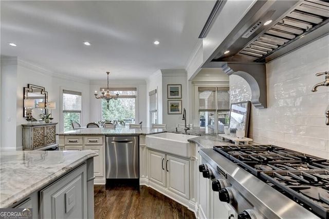 333 Caruso Court, Atlanta, GA 30350