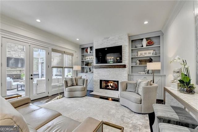 333 Caruso Court, Atlanta, GA 30350