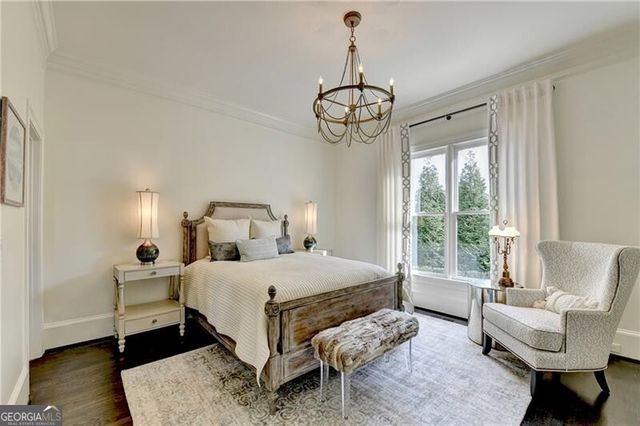 333 Caruso Court, Atlanta, GA 30350