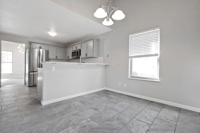 236 Winfall Drive, Columbus, OH 43230