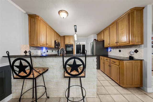 1840 Val Verde Road, Mcgregor, TX 76657