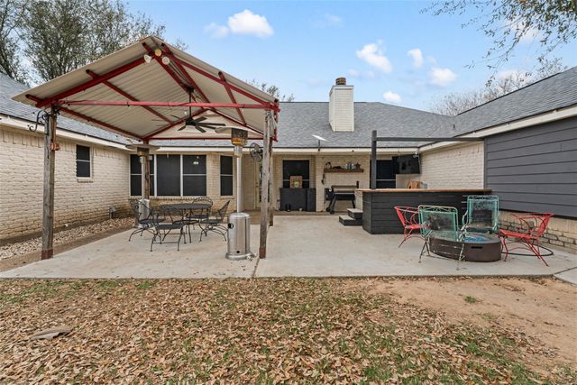 1840 Val Verde Road, Mcgregor, TX 76657