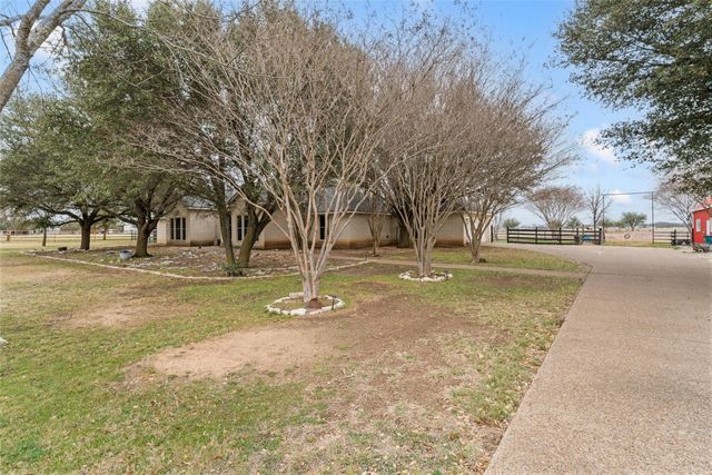 1840 Val Verde Road, Mcgregor, TX 76657