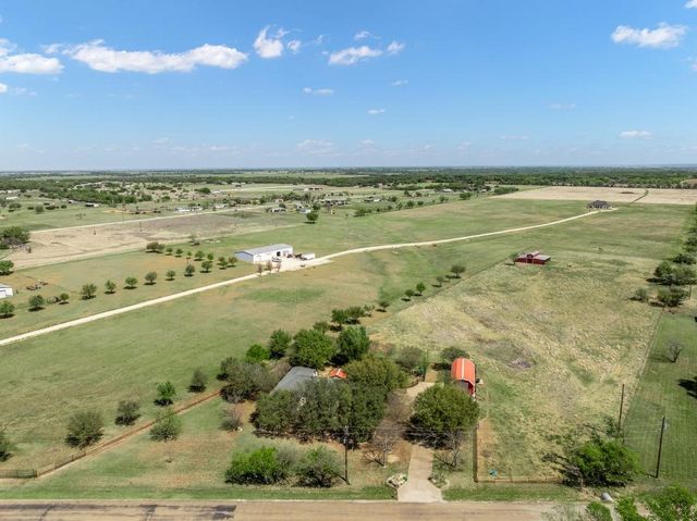 1840 Val Verde Road, Mcgregor, TX 76657