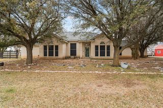 1840 Val Verde Road, Mcgregor, TX 76657