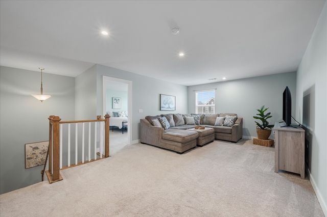 910 Caywood Rd, Smyrna, TN 37167