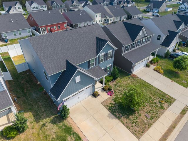 910 Caywood Rd, Smyrna, TN 37167